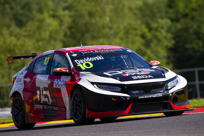 Bild: Viktor Davidovski - PSS Racing Team - Honda Civic Type R TCR (II)