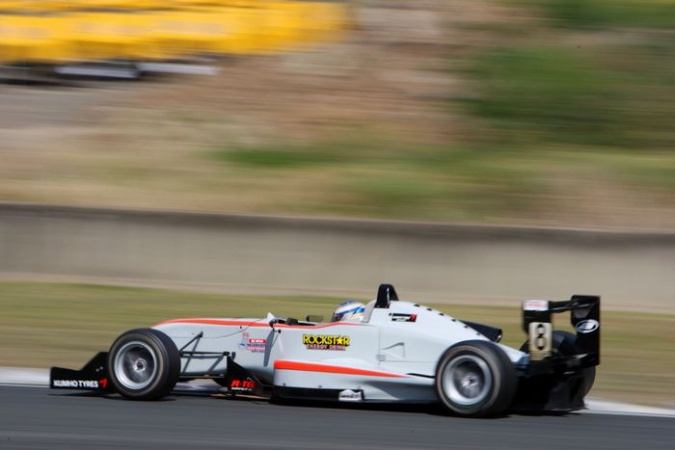 Bild: Nathan Morcom - R-Tek Motorsport - Dallara F302 - Spiess Opel