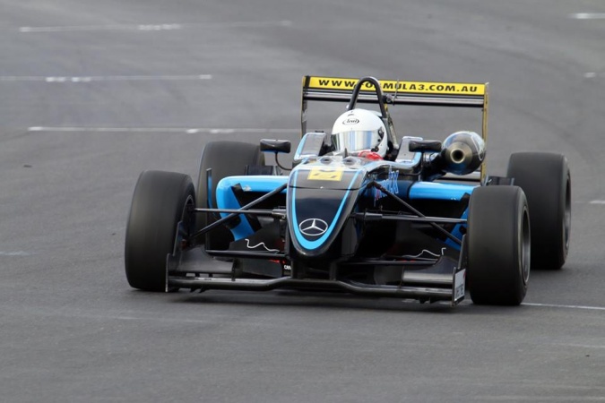 Bild: Roland Legge - R-Tek Motorsport - Dallara F308 - AMG Mercedes