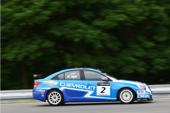 Bild: Robert Huff - Ray Mallock Limited - Chevrolet Cruze 1.6T