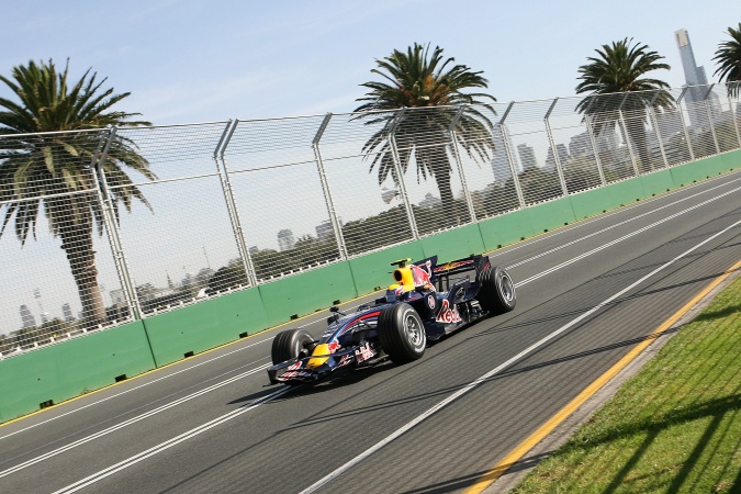 Bild: Mark Webber - Red Bull Racing - Red Bull RB4 - Renault