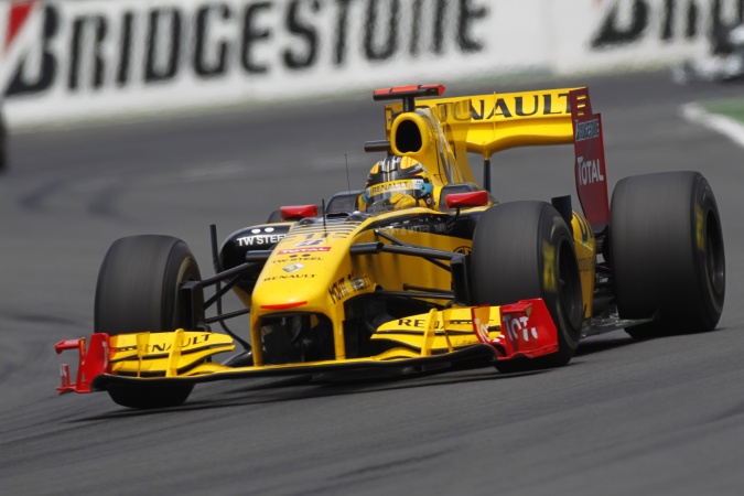 Bild: Robert Kubica - Renault F1 Team - Renault R30
