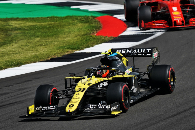 Bild: Esteban Ocon - Renault F1 Team - Renault RS20