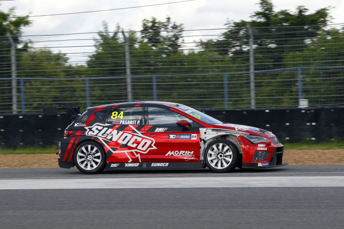 Bild: Pasarit Promsombat - RMI Racing Team - Seat Leon Cup Racer TCR