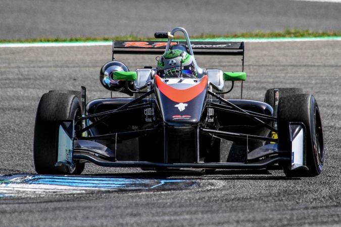 Bild: Aleks Karkosik - RP Motorsport - Dallara F312 - Toyota