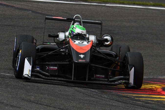 Bild: Pierre-Louis Chovet - RP Motorsport - Dallara F312 - Volkswagen