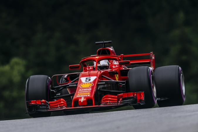 Bild: Sebastian Vettel - Scuderia Ferrari - Ferrari SF71H