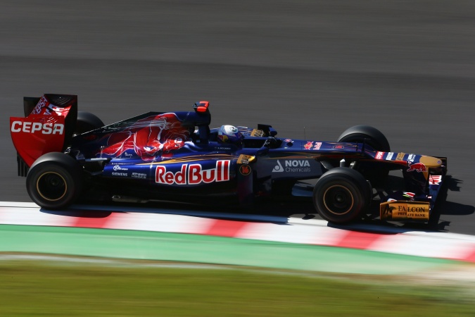 Bild: Daniel Ricciardo - Scuderia Toro Rosso - Toro Rosso STR7 - Ferrari