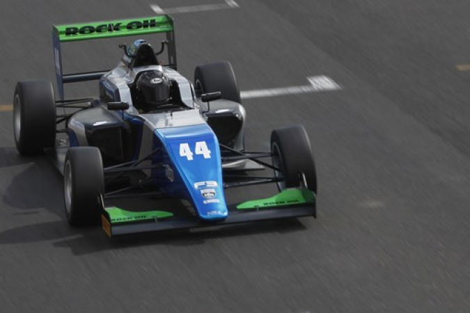 Bild: Eugene Denyssen - Sean Walkinshaw Racing - Tatuus MSV F3-016 - Cosworth