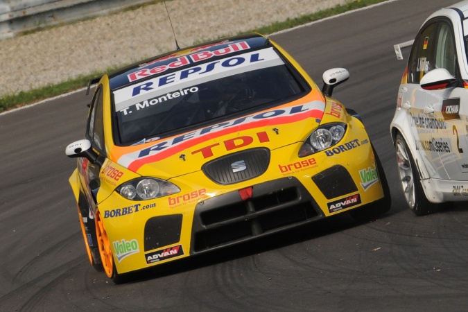 Bild: Tiago Monteiro - SEAT Sport - Seat Leon TDI