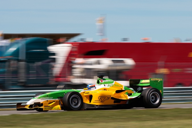 Bild: John Martin - SF Team Australia (Alan Docking Racing) - Panoz DP09B - Menard