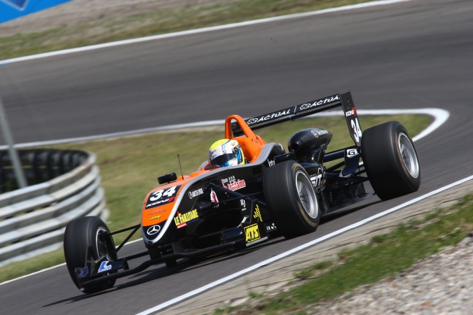 Bild: Yann Clairay - SG Formula - Dallara F308 - AMG Mercedes