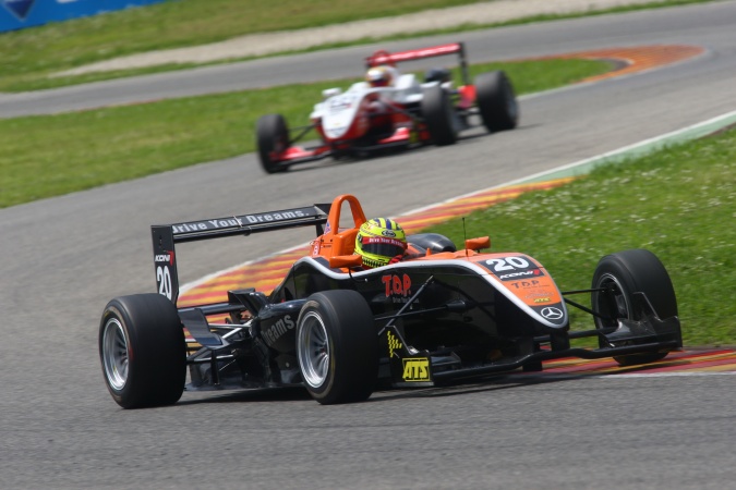 Bild: Henkie Waldschmidt - SG Formula - Dallara F308 - AMG Mercedes
