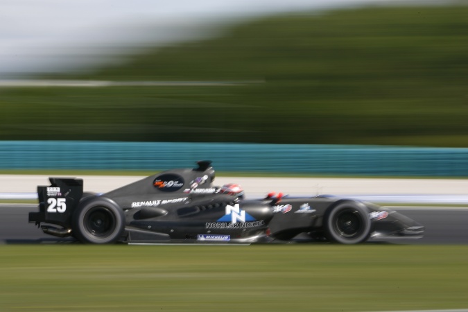 Bild: Anton Nebiltskiy - SG Formula - Dallara T08 - Renault