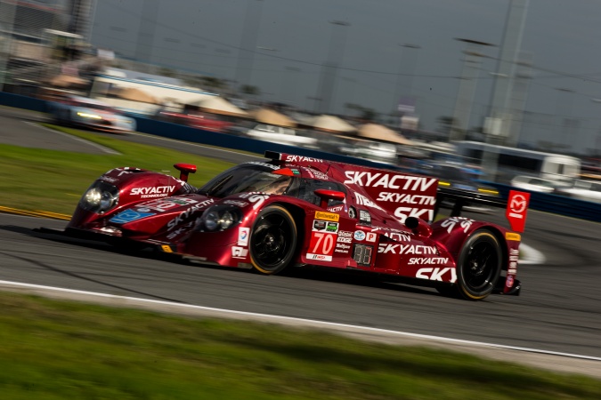 Bild: Sylvain TremblayJonathan BomaritoTristan NunezJames Hinchcliffe - Speedsource - Lola B12/80 - Mazda SKYACTIV-D