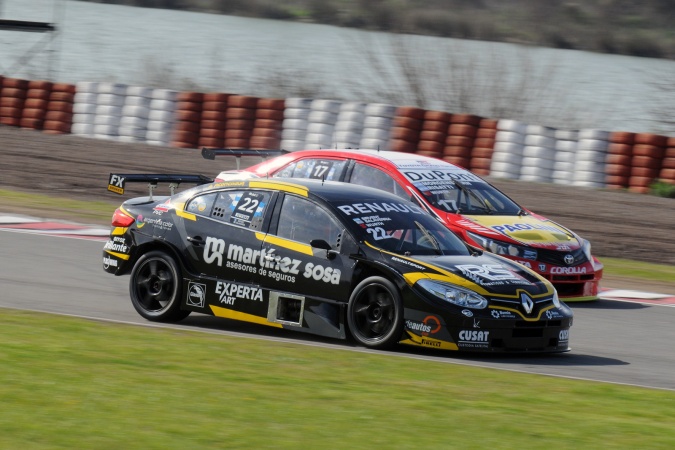 Bild: Gerardo Salaverría - Sport Team - Renault Fluence II RPE V8