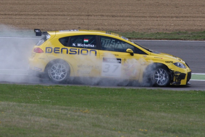 Bild: Norbert Michelisz - Sunred Engineering - Seat Leon TFSI