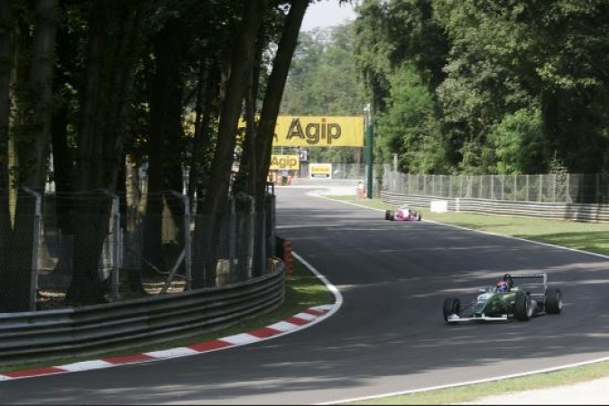 Bild: Dominick Muermans - Swiss Racing Team - Dallara F305 - Spiess Opel
