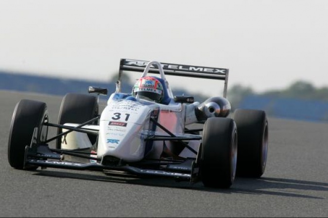 Bild: Sergio Perez Mendoza - T-Sport - Dallara F302 - AMG Mercedes