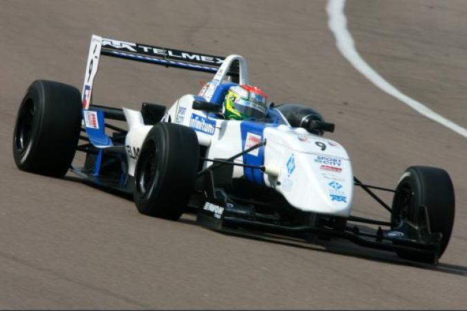 Bild: Sergio Perez Mendoza - T-Sport - Dallara F308 - Mugen Honda