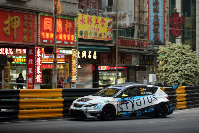 Bild: Jordi Oriola - Target Racing - Seat Leon Cup Racer TCR