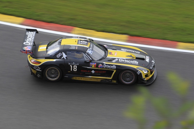 Bild: Maro EngelOliver MorleySean JohnstonBernd Schneider - Team Black Falcon - Mercedes SLS AMG GT3