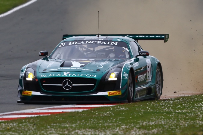 Bild: Hubert HauptYelmer BuurmanAbdulaziz Al Faisal - Team Black Falcon - Mercedes SLS AMG GT3
