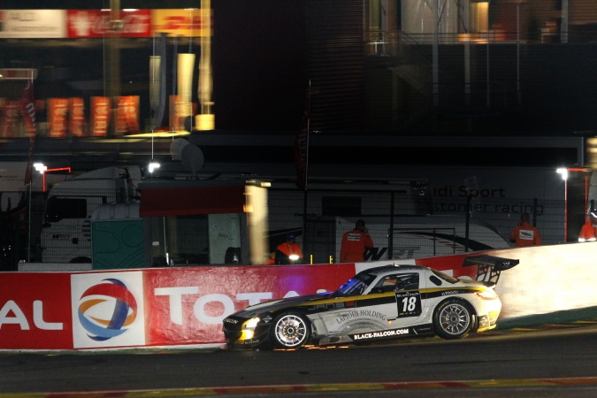 Bild: Klaas HummelAdam ChristodoulouSteve JansThomas Jäger - Team Black Falcon - Mercedes SLS AMG GT3