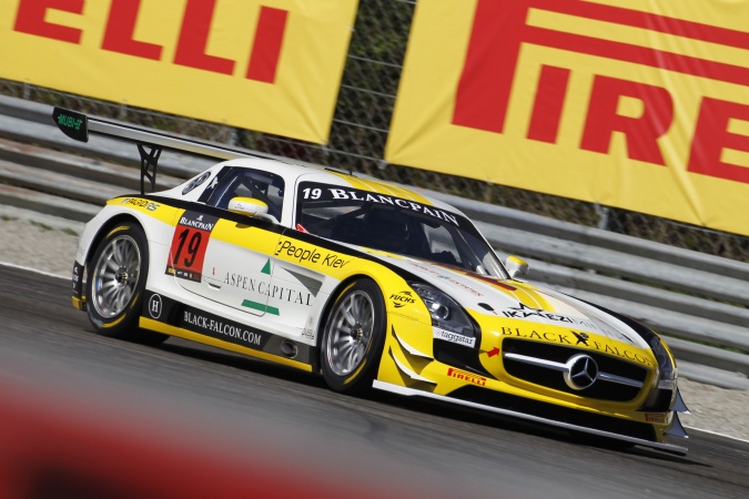Bild: Oliver MorleyRobert HissomAndrii Lebed - Team Black Falcon - Mercedes SLS AMG GT3