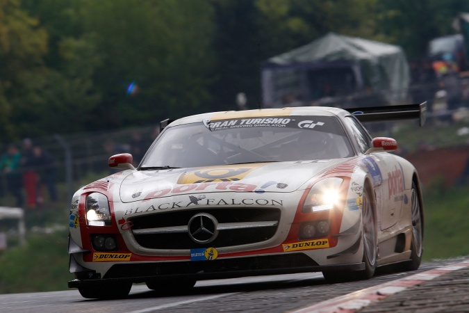 Bild: Bernd SchneiderJeroen BleekemolenSean EdwardsNicki Thiim - Team Black Falcon - Mercedes SLS AMG GT3