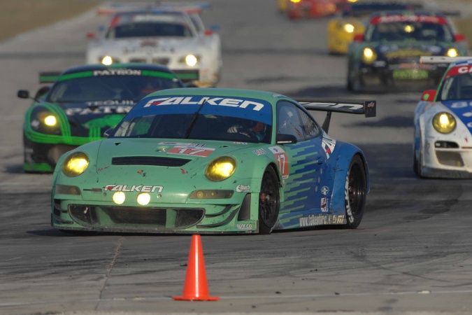 Bild: Bryan SellersWolf HenzlerPatrick Pilet - Team Falken Tire - Porsche 911 GT3 RSR (997-2009)