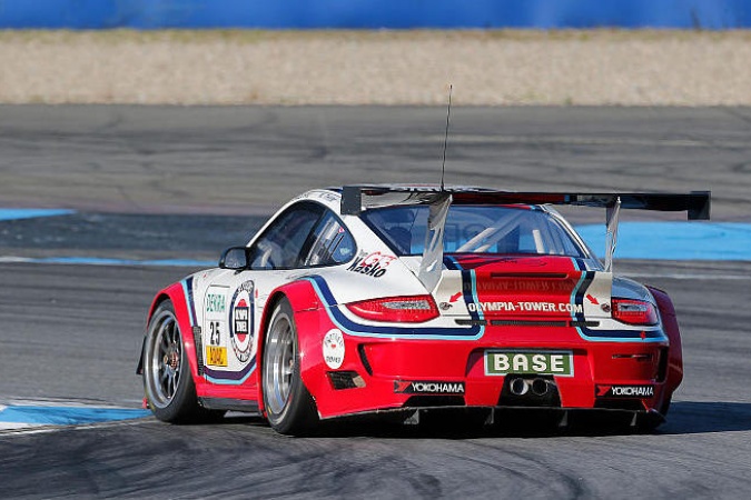 Bild: Nicki Thiim - Team HMS Servicesicher - Porsche 911 GT3 R (997)