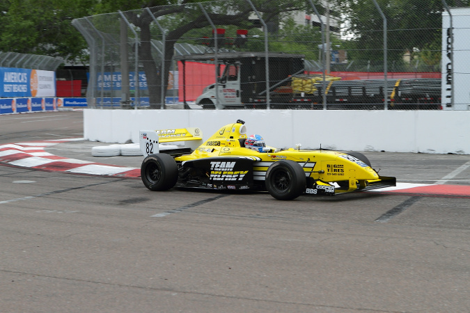 Bild: Petri Suvanto - Team Pelfrey - Elan Star Pro - Mazda