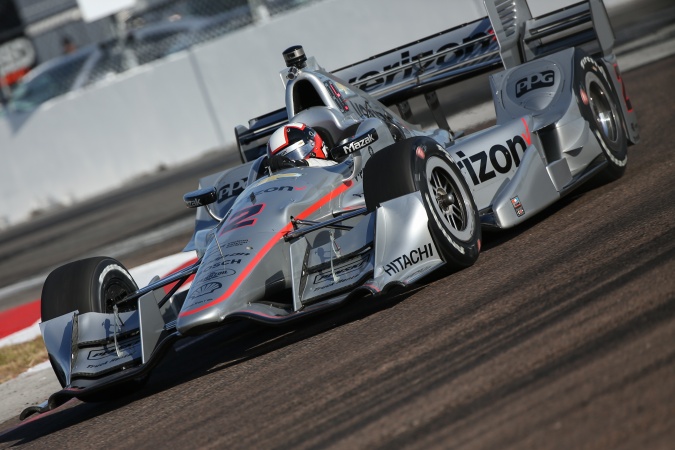 Bild: Juan Pablo Montoya - Team Penske - Dallara DW12 (MAk) - Chevrolet