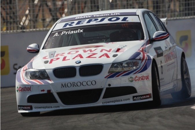 Bild: Andy Priaulx - Team RBM - BMW 320si (E90)