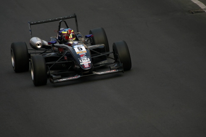 Bild: Oliver Jarvis - Team TOM's - Dallara F305 - TOM's Toyota