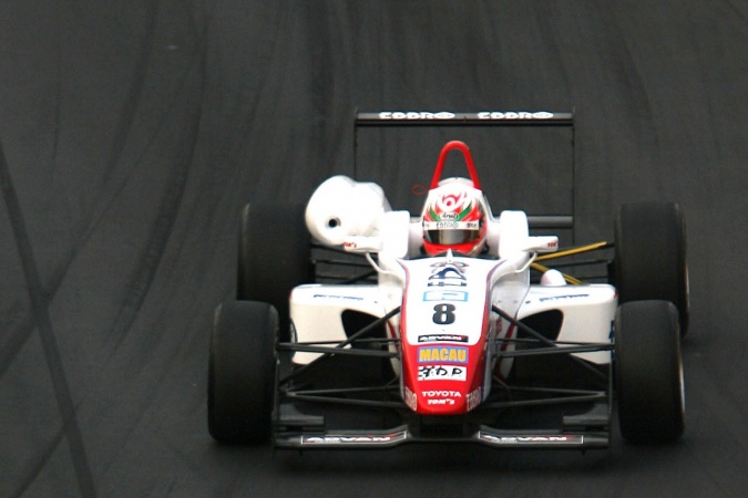 Bild: Kazuya Oshima - Team TOM's - Dallara F305 - TOM's Toyota