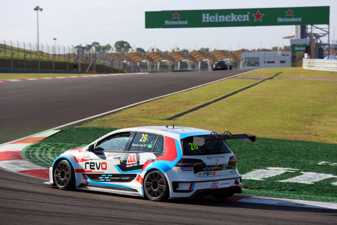 Bild: Kevin Wing King Tse - TeamWork Motorsport - Volkswagen Golf GTI TCR