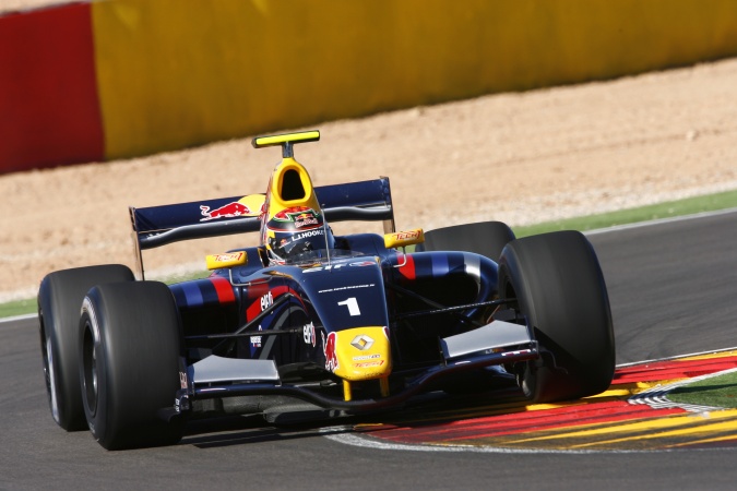 Bild: Brendon Hartley - Tech 1 Racing - Dallara T08 - Renault