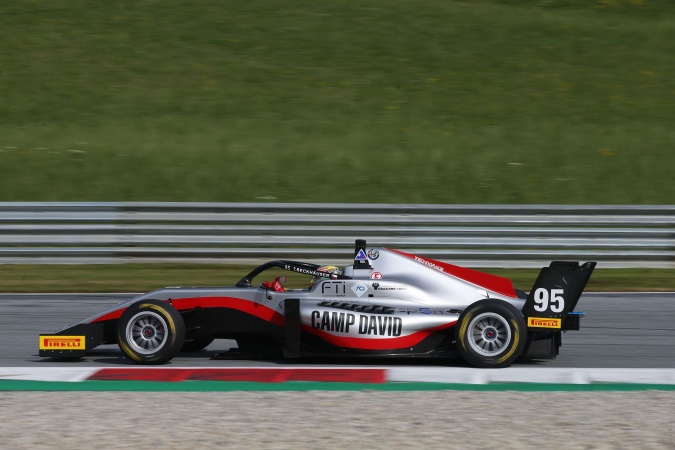 Bild: Tom Beckhäuser - Technorace - Tatuus F3 T-318 - Alfa Romeo