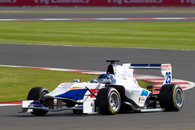 Bild: Emanuele Zonzini - Trident Racing - Dallara GP3/13 - AER