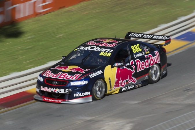 Bild: Craig Lowndes - Triple Eight Race Engineering - Holden Commodore VF