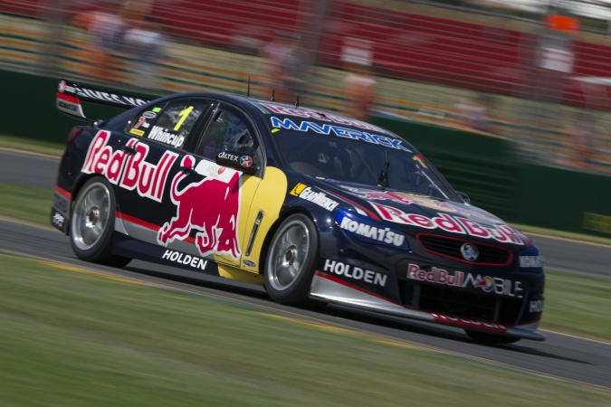 Bild: Jamie Whincup - Triple Eight Race Engineering - Holden Commodore VF