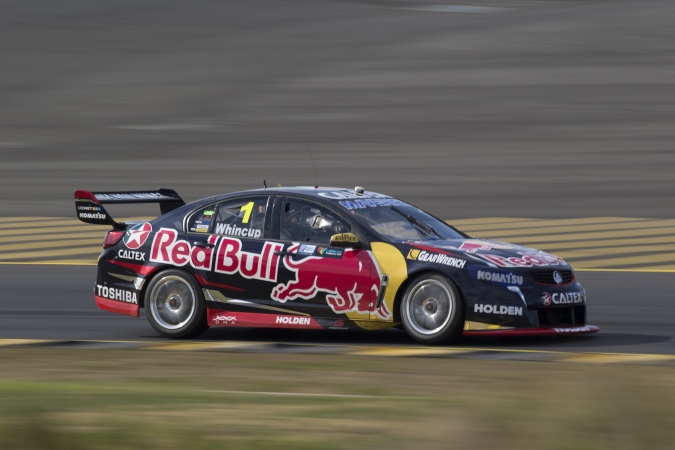 Bild: Jamie Whincup - Triple Eight Race Engineering - Holden Commodore VF