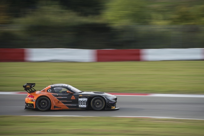 Bild: Jody FirthAlexander SimsWarren Hughes - Triple Eight Race Engineering Ltd. - BMW Z4 GT3 (E89)