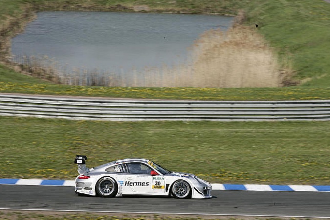 Bild: Tim Bergmeister - Triple H Team Hegersport - Porsche 911 GT3 R (997)