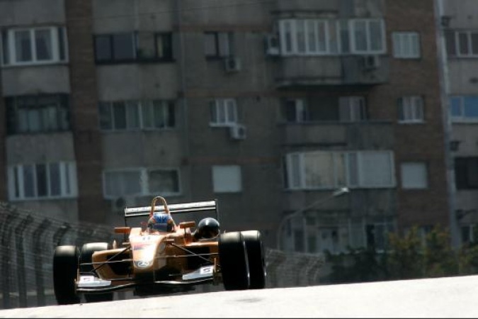 Bild: Esteban Guerrieri - Ultimate Motorsport - Mygale M08 - AMG Mercedes