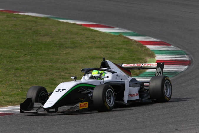 Bild: David Schumacher - US Racing - Tatuus F3 T-318 - Alfa Romeo