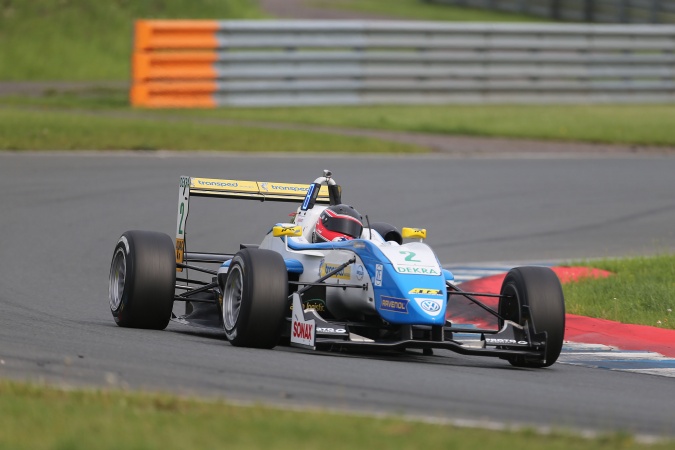 Bild: Lucas Auer - Van Amersfoort Racing - Dallara F308 - Volkswagen PE