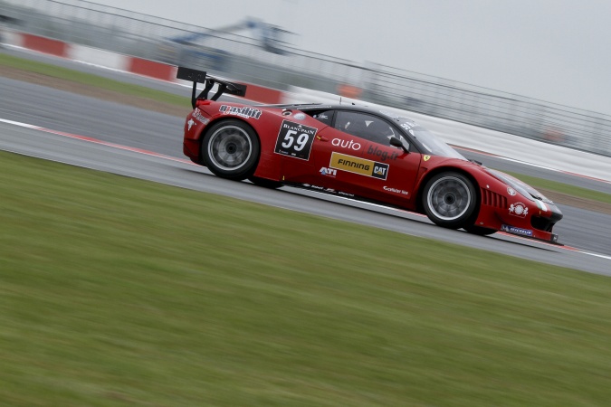 Bild: Andrea CeccatoMichael LyonsJosh Wakefield - Vita4One Team Italy - Ferrari 458 Italia GT3